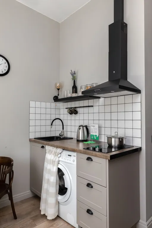 Квартира Квартира Уютная студия у метро. Заезд бесконтактно. Отчётные документы — Москва