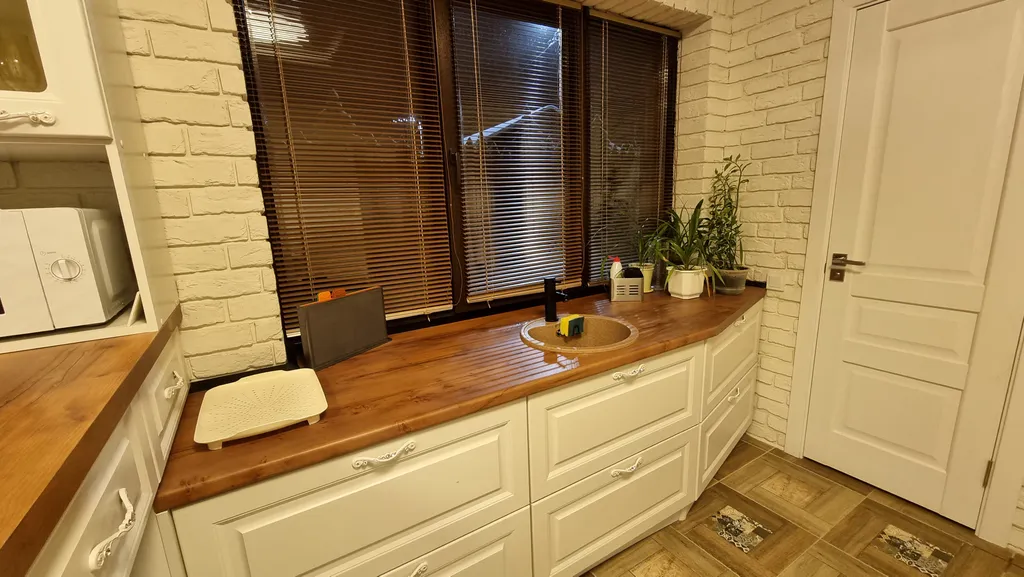 Дом с русской баней, джакузи и уличным чаном