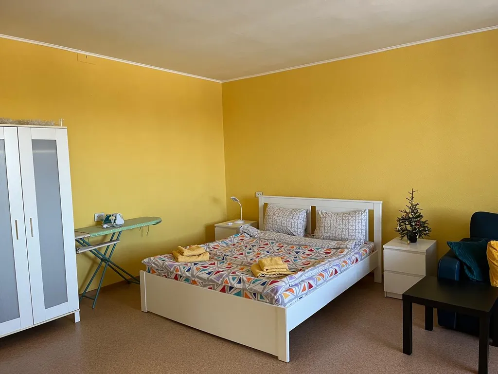 Сдается уютная однокомнатная квартира на последнем (11-м) этаже