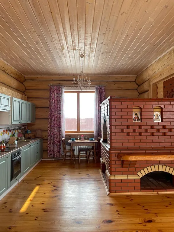 Дом из сибирского кедра с баней