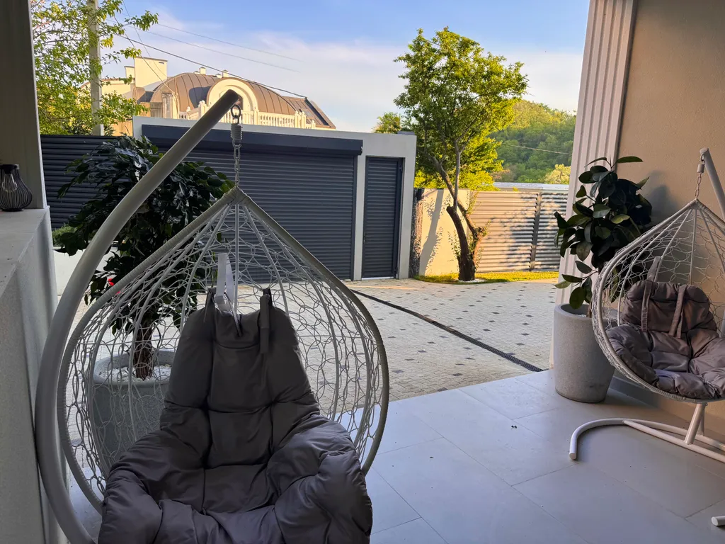 Дом у моря в Сочи с бассейном, камином на дровах и сауной