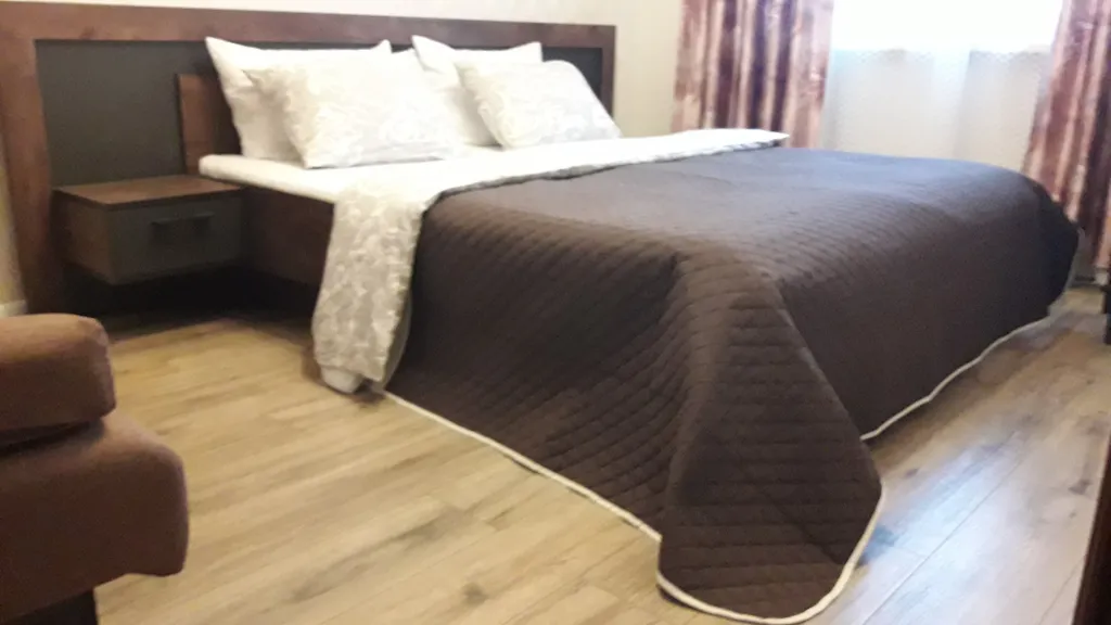 4-комнатная Квартира