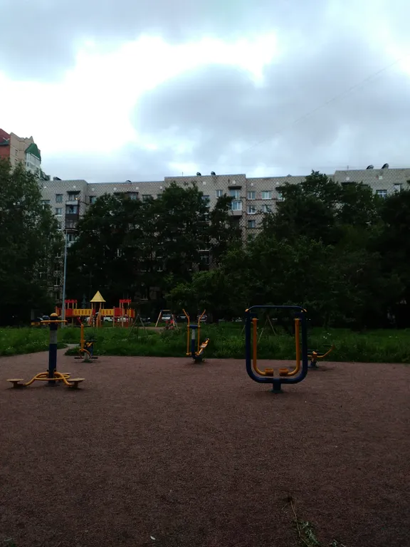 Уютная квартира у метро Удельная
