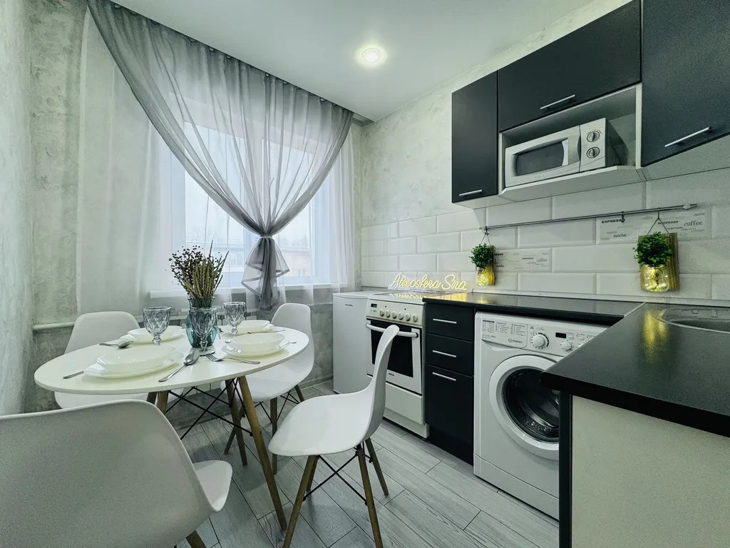 Квартира Квартира Просторная двушка в центре — Новосибирск