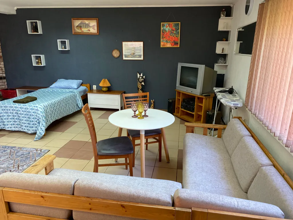 Домик у залива