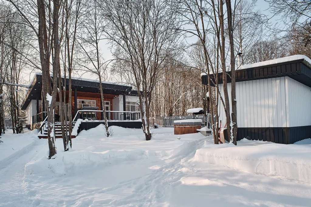 Медовый - дом с баней и чаном