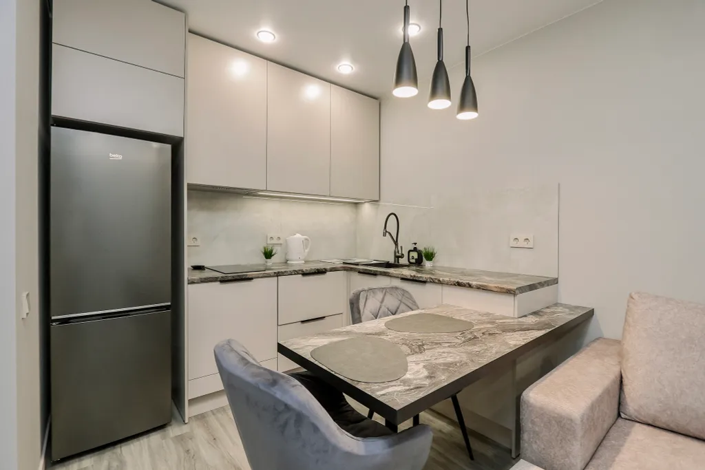 Очаpoвательнaя квaртиpа с пaнopaмным бaлконoм