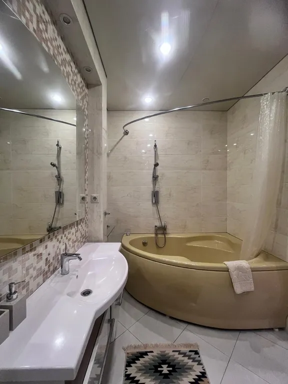 2-комнатная люкс на Энтузиастов