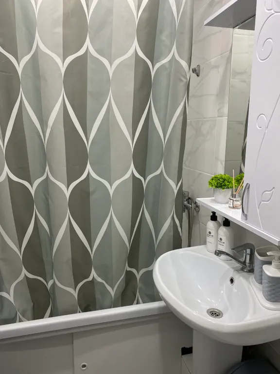 Красивая студия в центре города на 3 места, рядом с Площадью Советов.