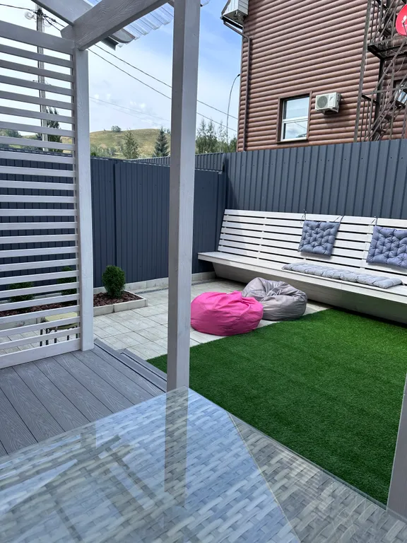 Семейный таунхаус на озере Банное