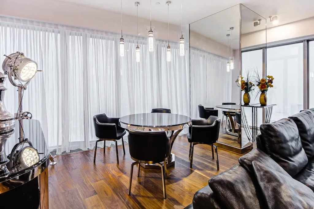 Угловые апартаменты на 63м этаже башни ОКО c мебелью Eichholtz