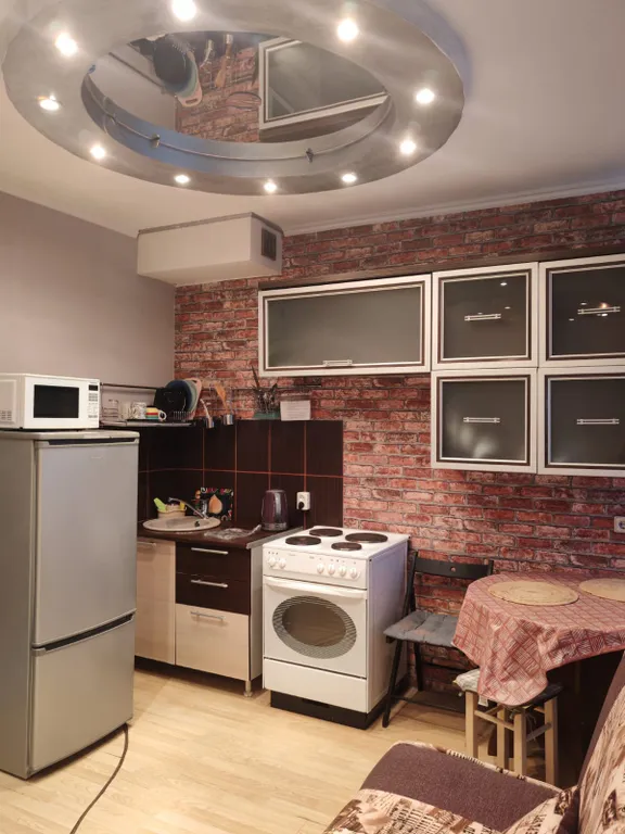 Квартира Квартира возле перинатального центра — Красноярск