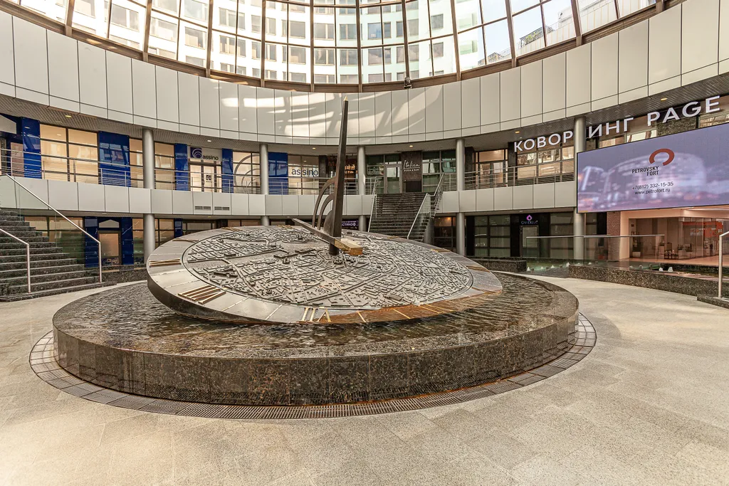 Элитный дом у крейсера Аврора