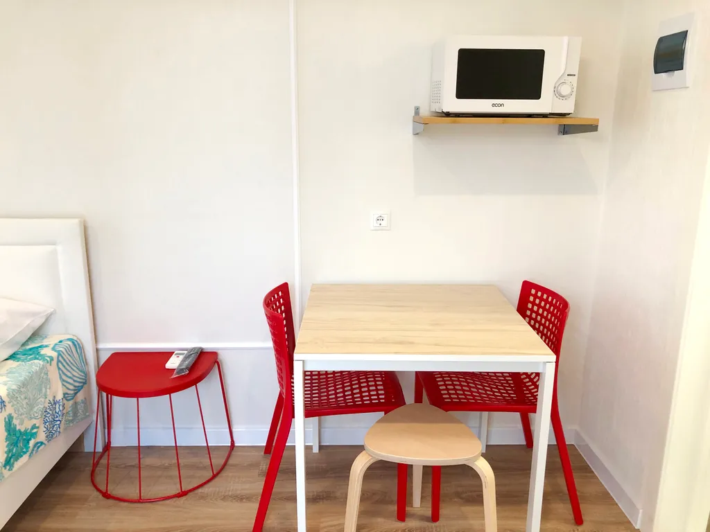 Трехместная студия №5 с балконом