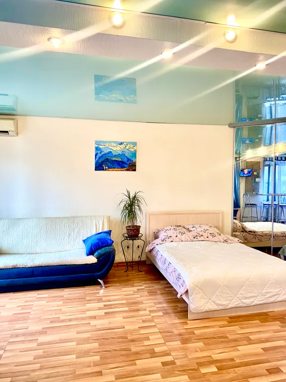 Студия на Набережной рядом Сарниито