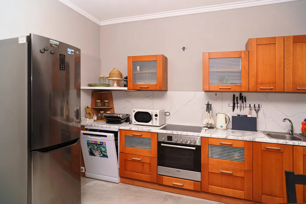 Гостевой дом и кедровая баня на Алтайской