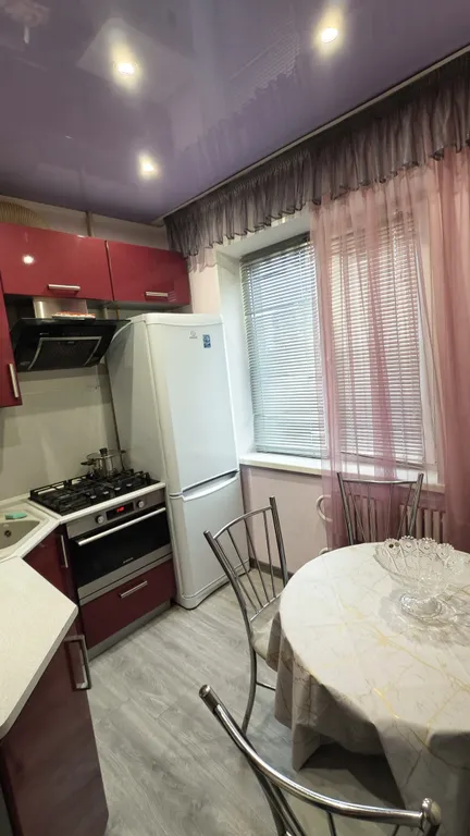 Новая 2-ух-комнатная квартира с хорошим расположением