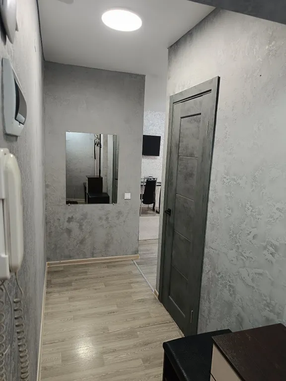 Отличная двухкомнатная квартира рядом с ЦУМом и Дворцом Спорта