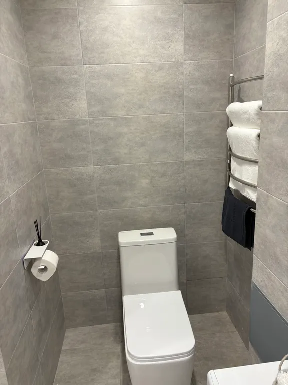 Совершенно новая квартира, все в шаговой доступности