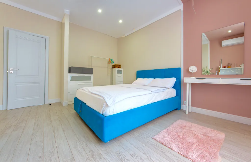 Стильная квартира на набережной