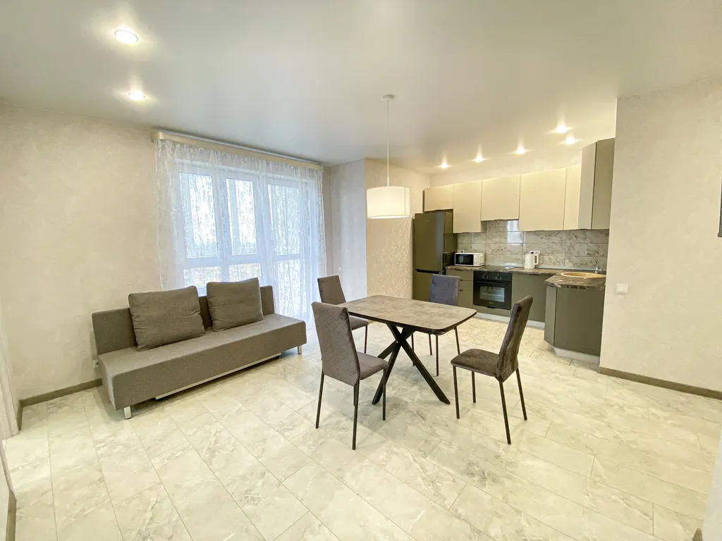 Квартира с сумасшедшим видом из окна на выезде из города