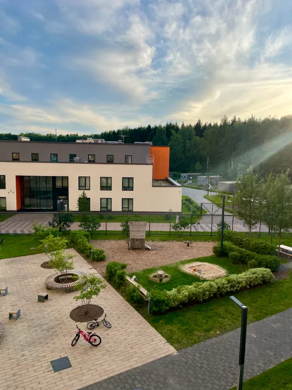 Милый балкончик на 3 этаже в ЖК Митино Парк