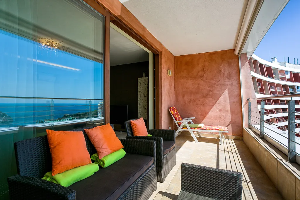 Апартамент Бизнес-класса-2 спальни, гостиная-студио,  2 лодж, 2 с/уз.