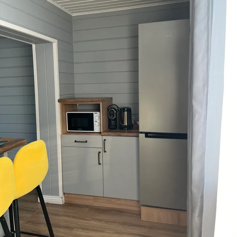 Sampo, двухэтажный дом с гостиной и видом на озеро в Карелии