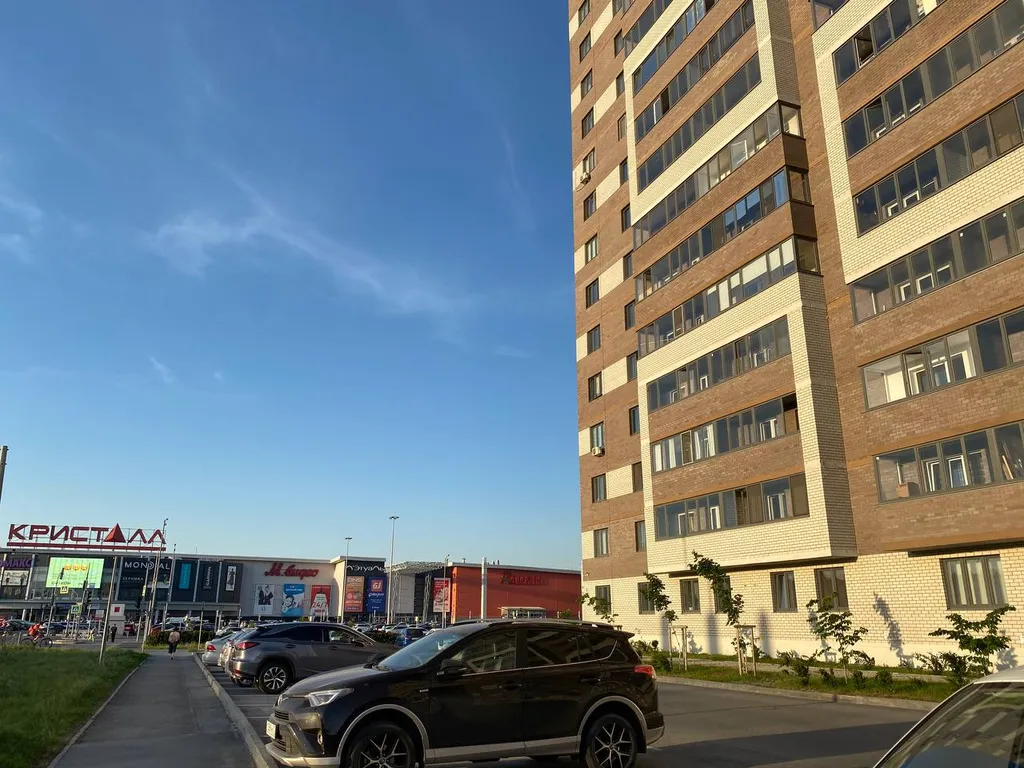 Квартира Квартира Отличная студия у торговых центров — Тюмень