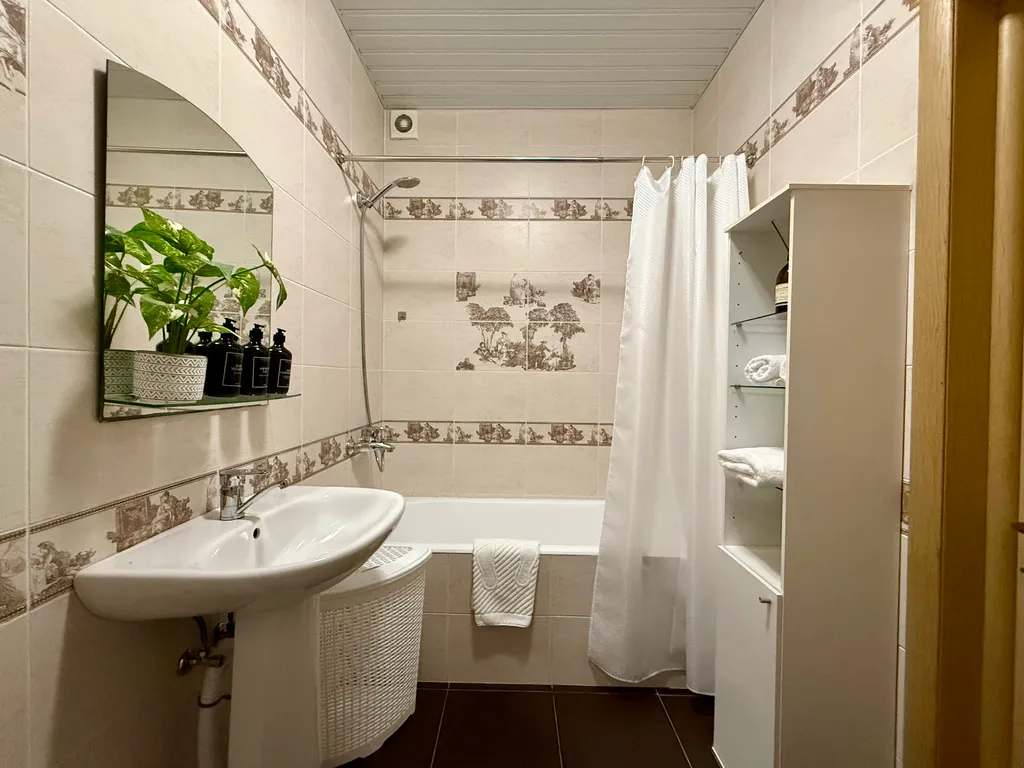 Квартира 2-комнатная Квартира — Адлер