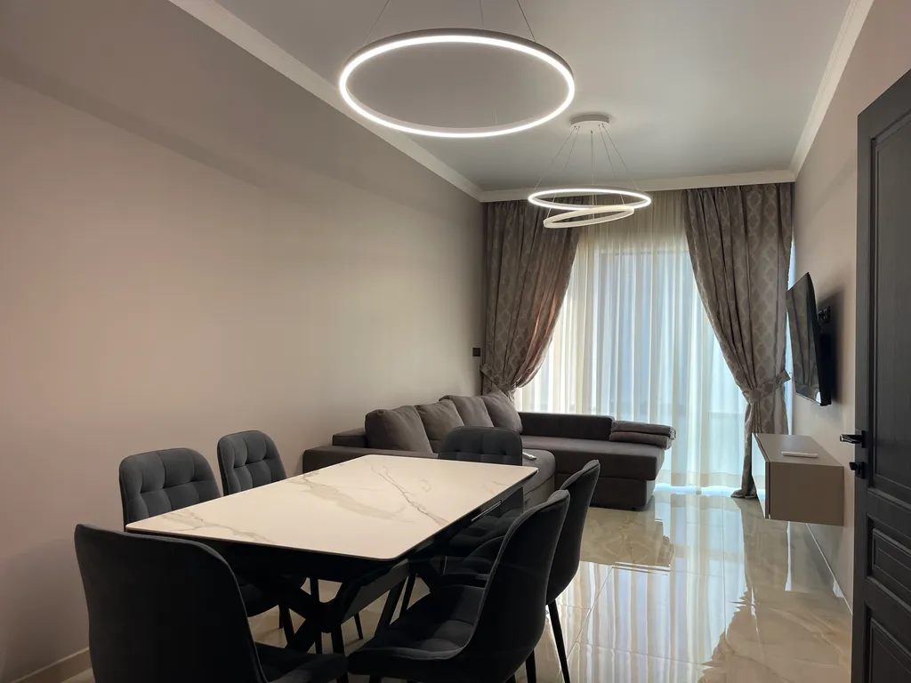 3-комнатная квартира рядом с морем