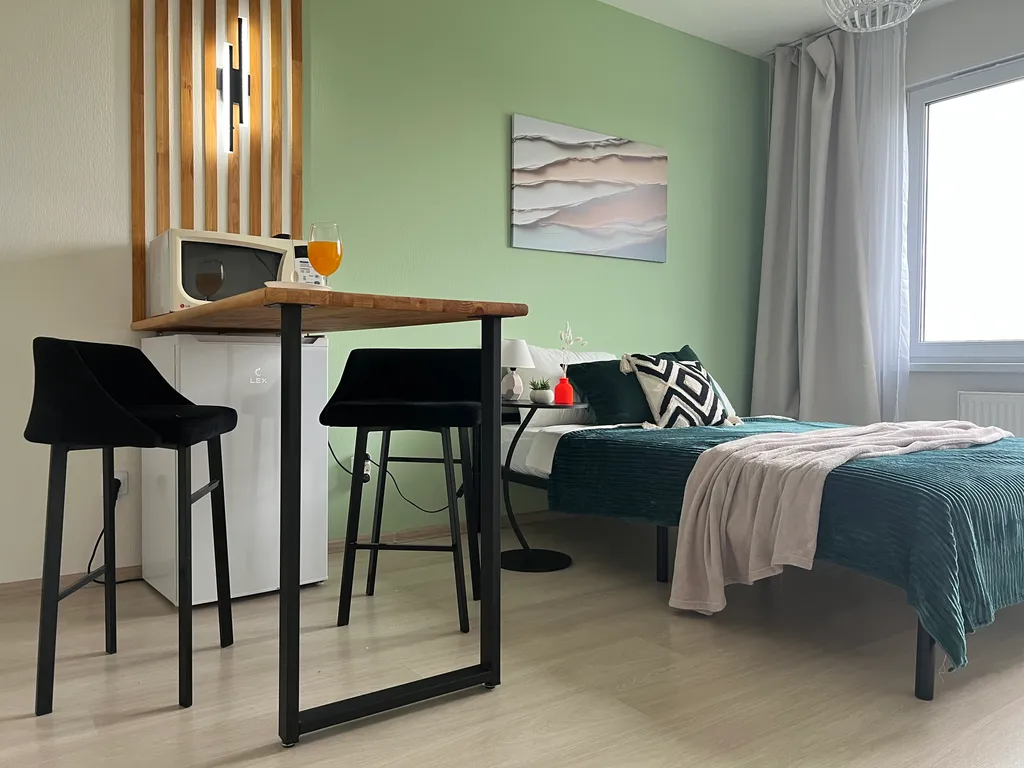 Уютная студия в современном спальном районе возле ЕКАД