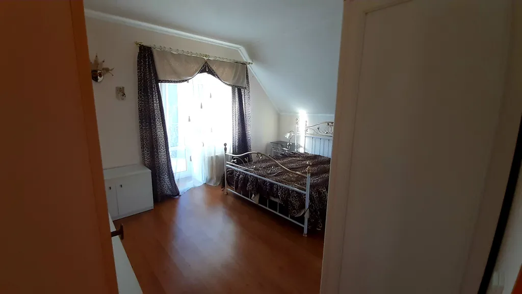 Прибрежный уголок для отдыха на природе