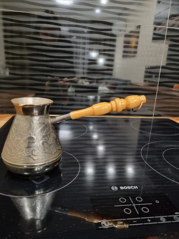 Уютная евродвушка в новом доме с видом на Лавру