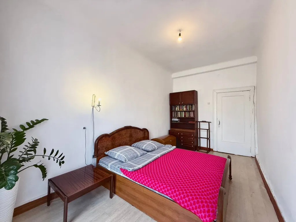 Ретро-трешка в центре города