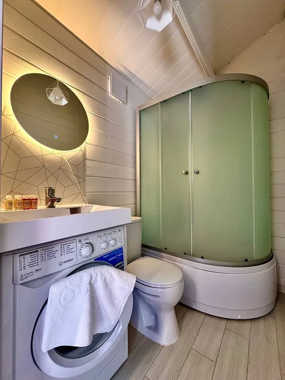 Коттедж Дом в 1 км до моря, центра города — Сириус