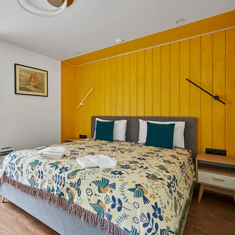 Домик в Соснах с баней и горячими ваннами Cube с баней