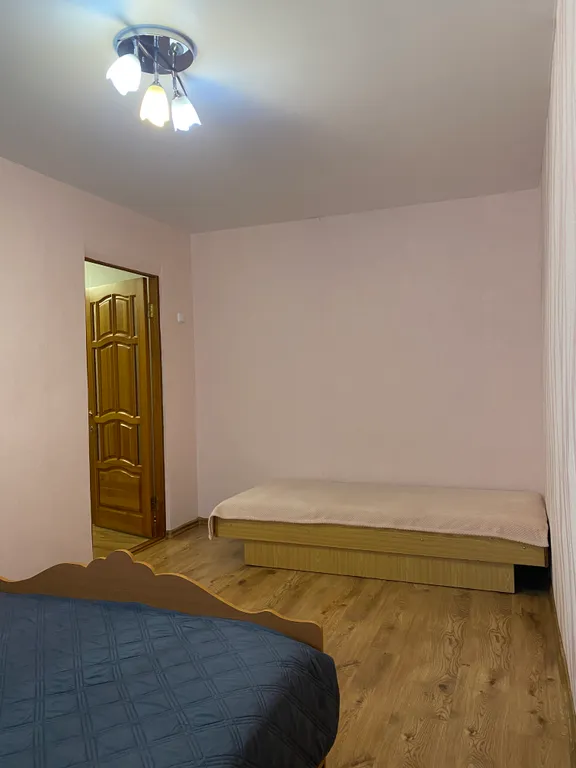 Квартира Уютная и просторная квартира в доме с развитой инфраструктурой — Элиста