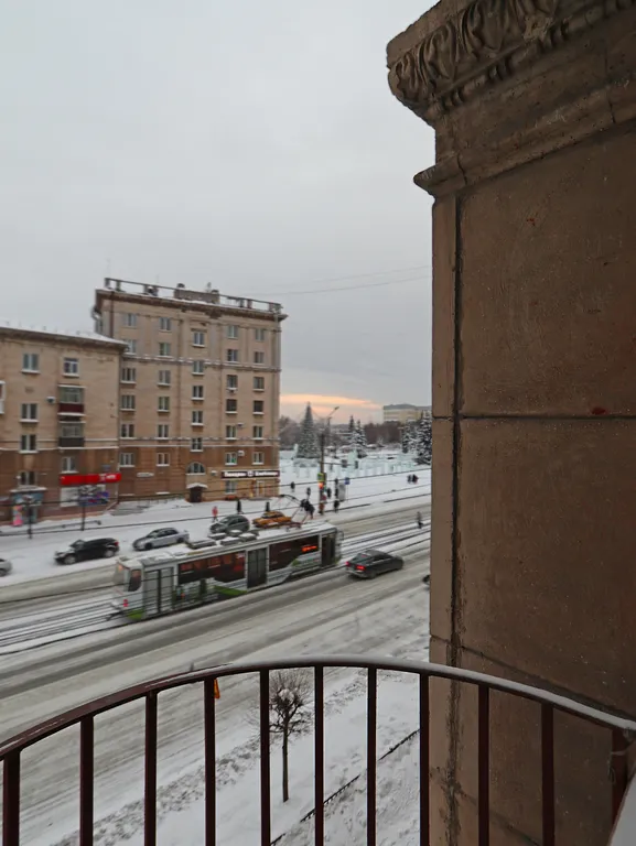 Уютная двухкомнатная квартира в центре с видом на Театральную Площадь