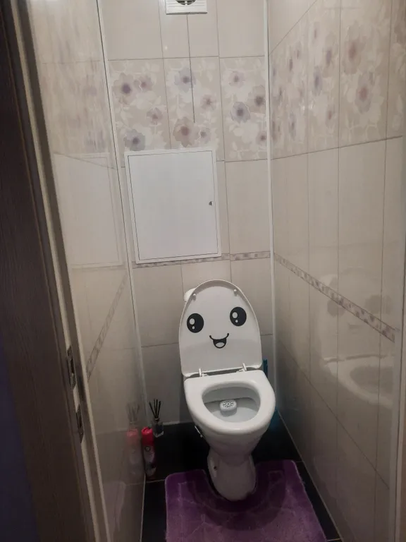 Уютная квартира в спальном тихом месте, недалеко от центра.