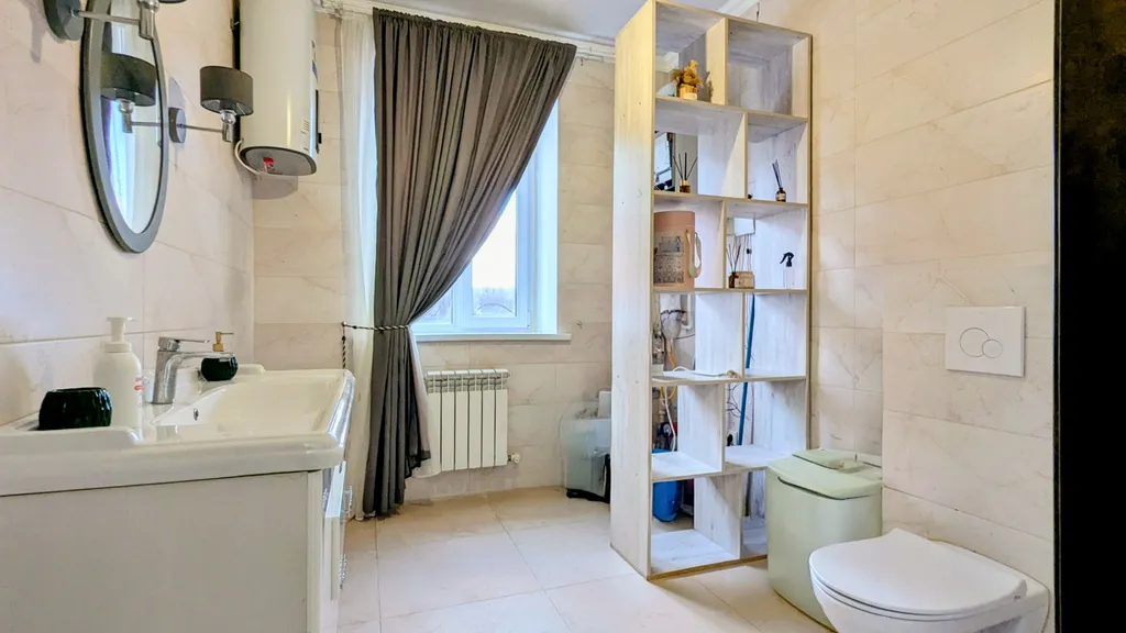 8-комнатный Дом