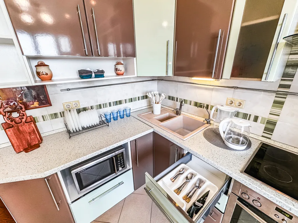 Квартира Просторная квартира для вашего удобства — Лобня