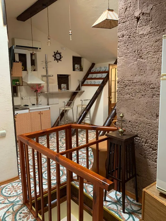 Апартаменты в трёх уровнях у моря