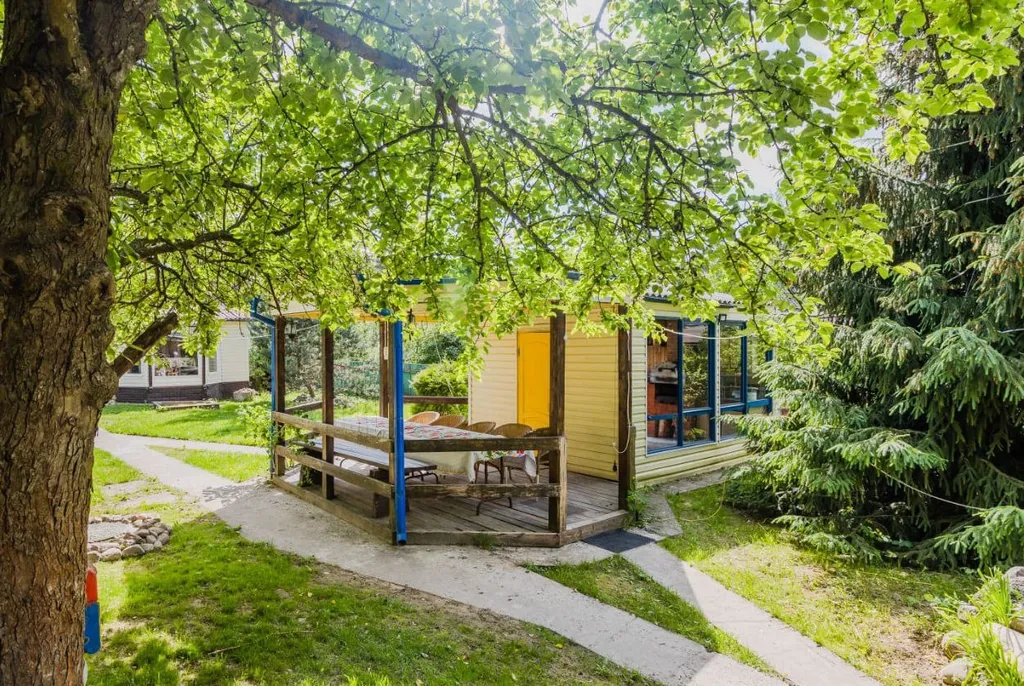 Коттедж с бассейном, баней и 5 спальнями