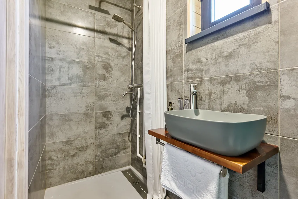 Дом с камином