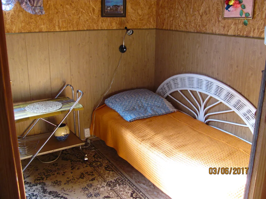 Домик у озера в Карелии