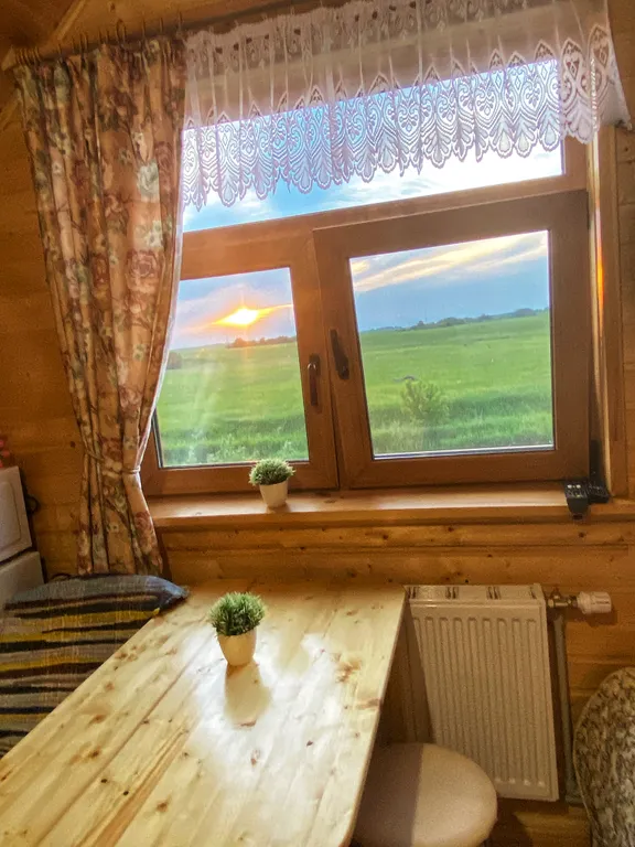 Дом на берегу реки