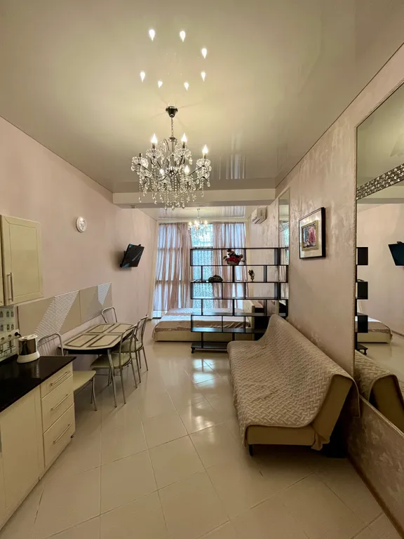 Квартира Квартира-студия в центре Адлера на первой береговой линией — Сочи