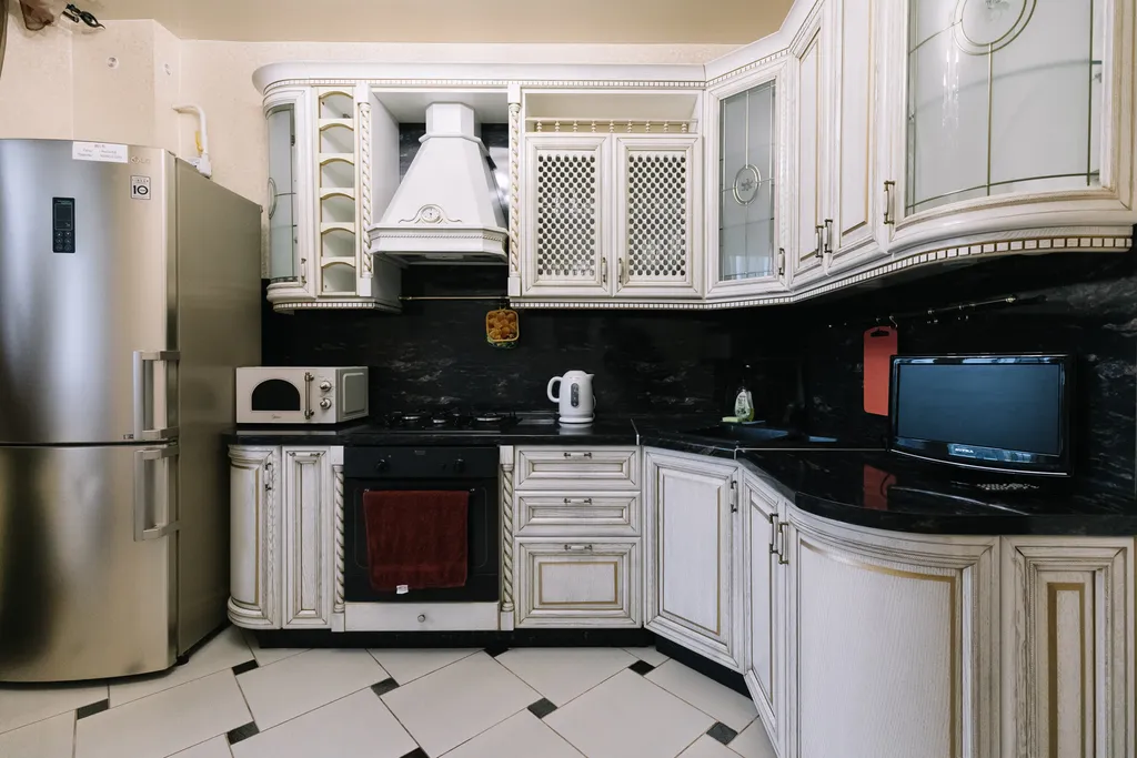 Просторная квартира в элегантном классическом стиле напротив ТЦ Обними