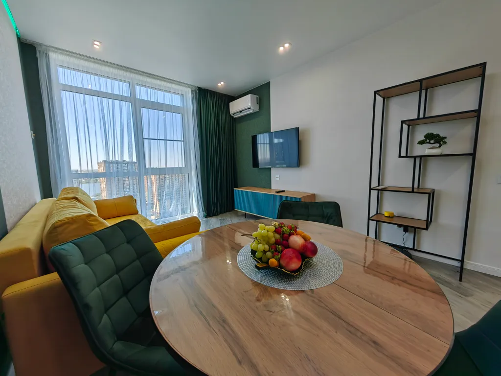 Современная квартира в самом популярном районе Астрахани — аренда посуточно в Астрахань